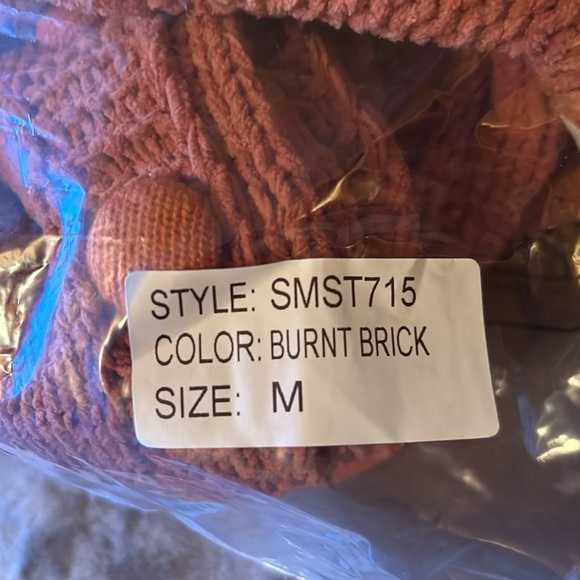 NWT Pol hooded sweater - Picture 4 of 9